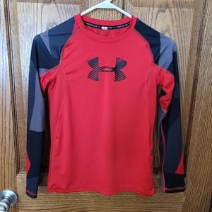Boy's Under Armour t-shirt